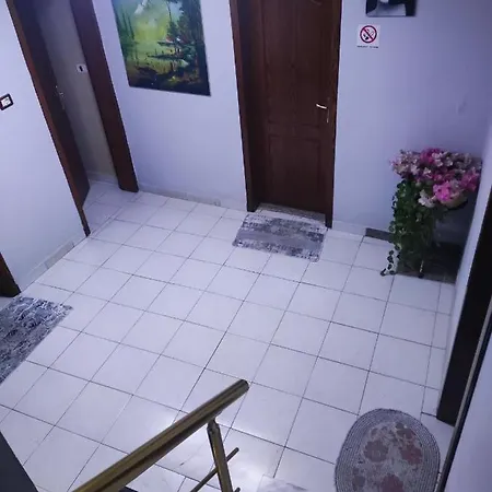 Hotel Dafina 2*