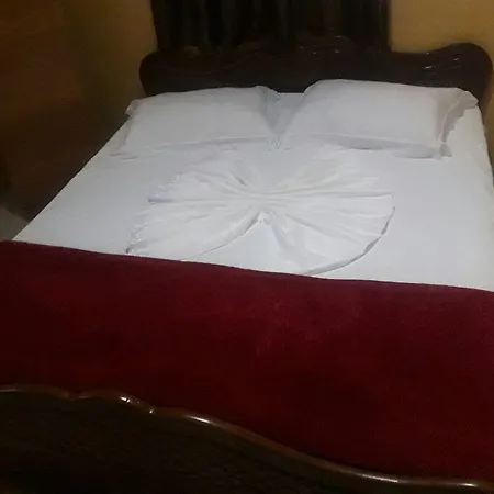 Dafina Hotel 2*